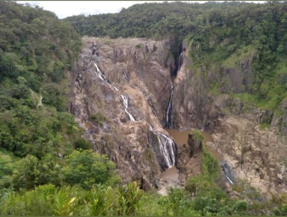 Cairns to Brisbane - Australia's Ultimate East Coast Road Trip Happy Irish Wanderers