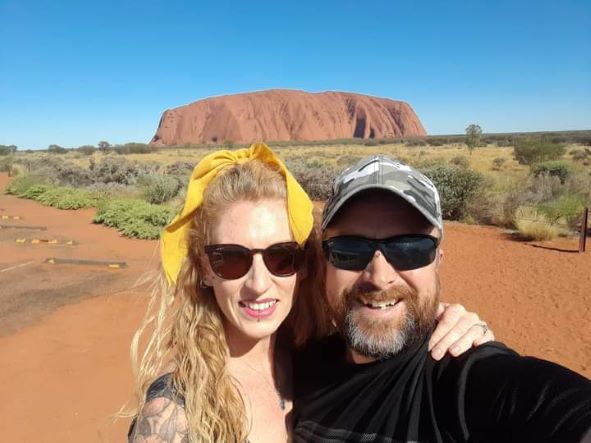 Happy Irish Wanderers at Uluru The Outback Road-Trip - Adelaide to Uluru Happy Irish Wanderers