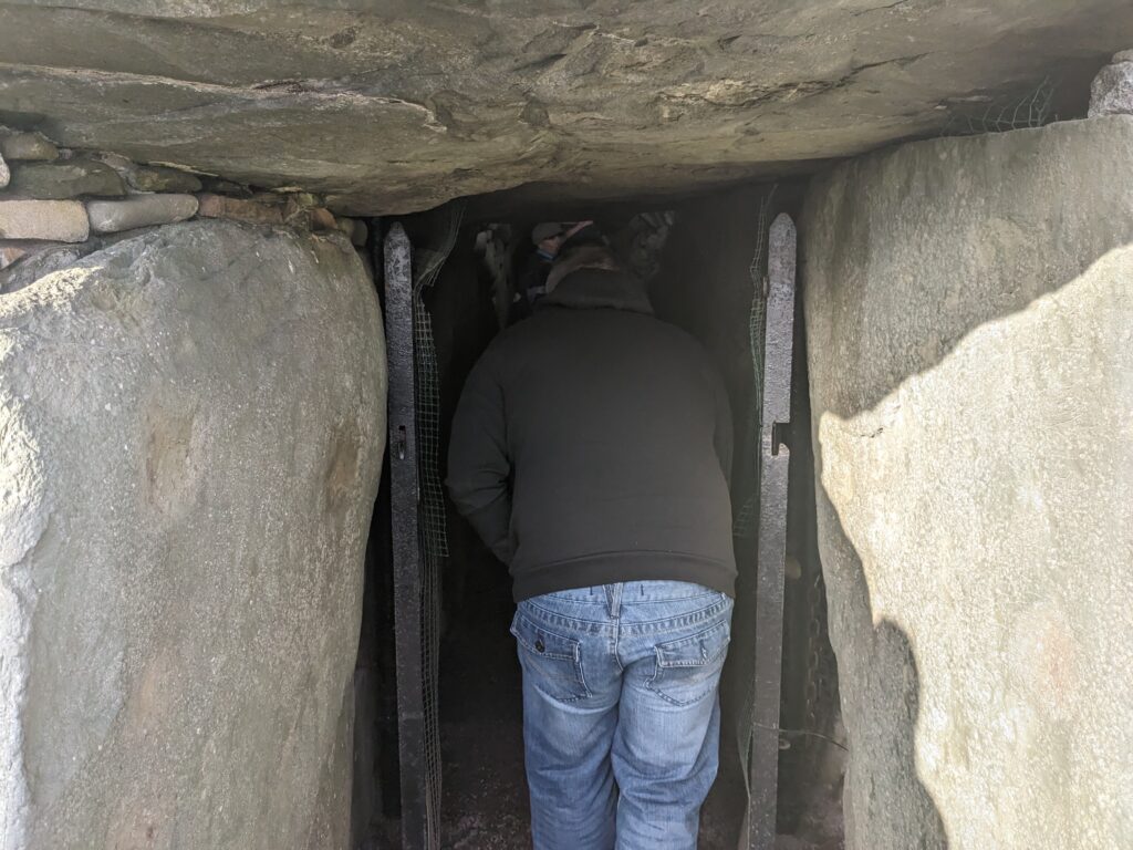 Famous Ireland Landmarks: 101 of The Greatest Attractions Happy Irish Wanderers New Grange