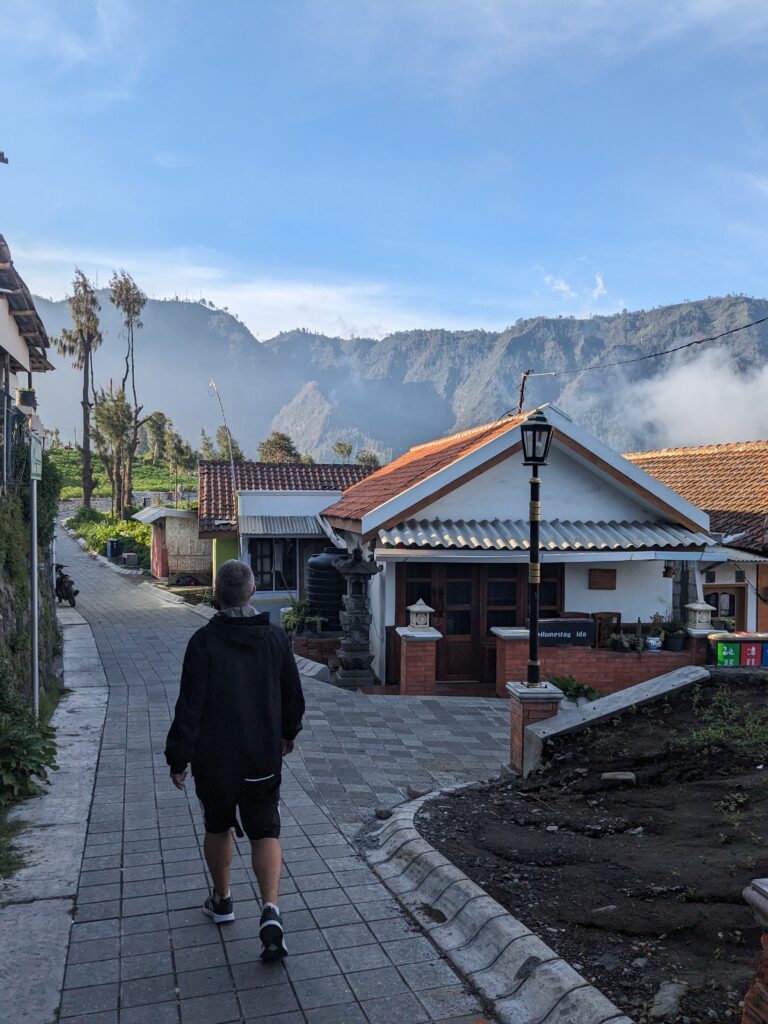 Cemoro Lawang Visit Amazing Mount Bromo - Everything You Need To Know! Happy Irish Wanderers