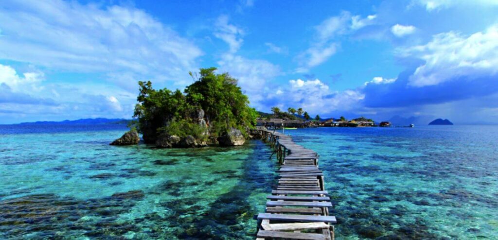 Sulawesi clear waters