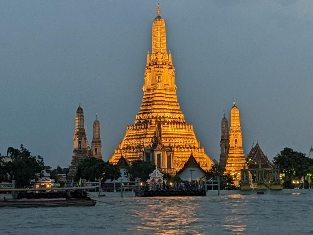 Wat Arun Day-Trips From Bangkok Happy Irish Wanderers