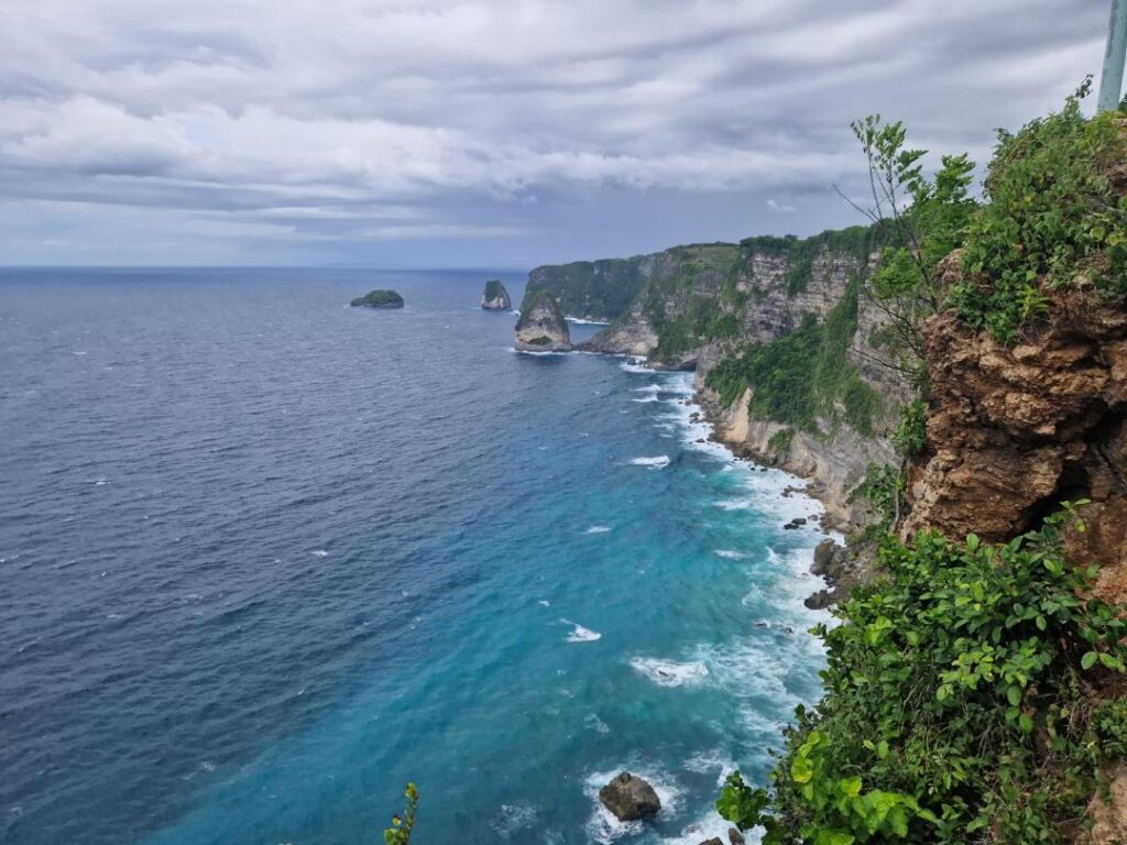 Manta Viewpoint at Nusa Penida - Everything You Need to Know - Honest Review Happy Irish Wanderers