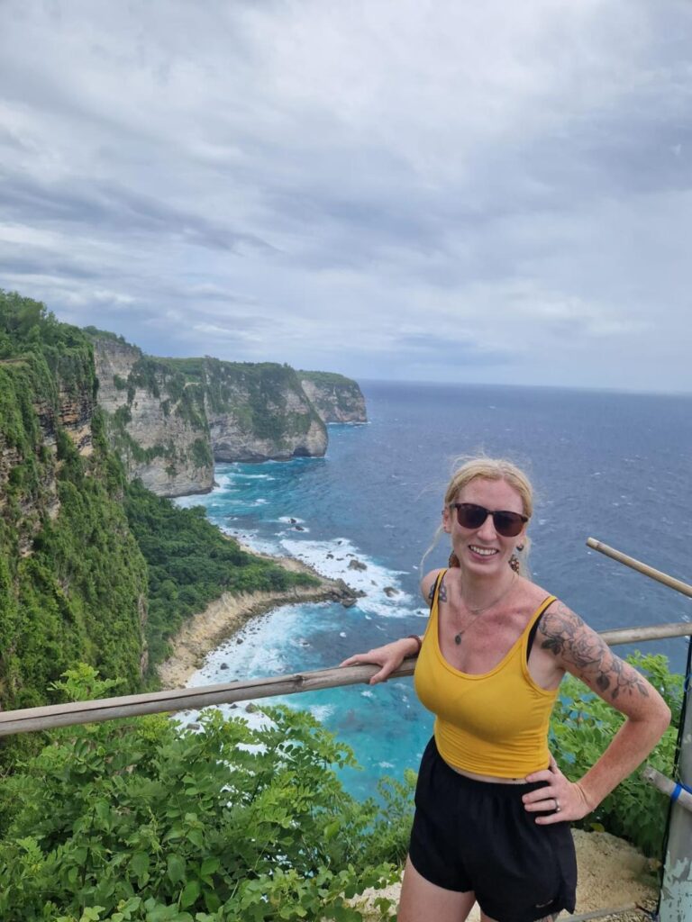 Manta Viewpoint at Nusa Penida - Everything You Need to Know - Honest Review Happy Irish Wanderers