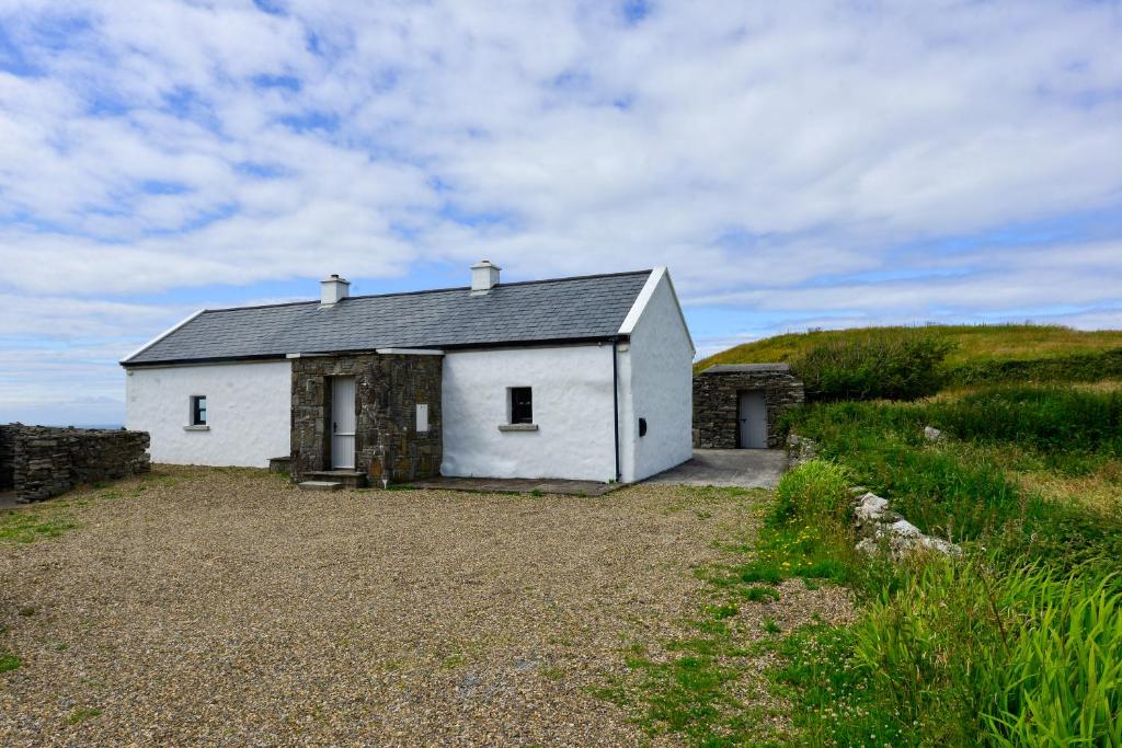 Russel's cottage - Unique Ireland Getaways