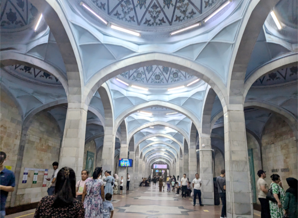 Uzbekistan-holiday-happy-irish-wanderers-Tashkent-subway-stations