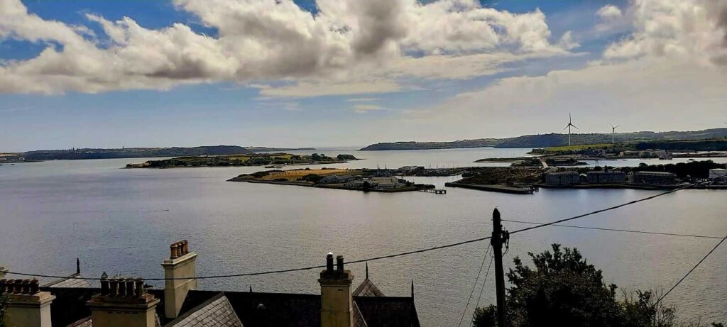 Best attractions to visit in Cobh - The Black Railings