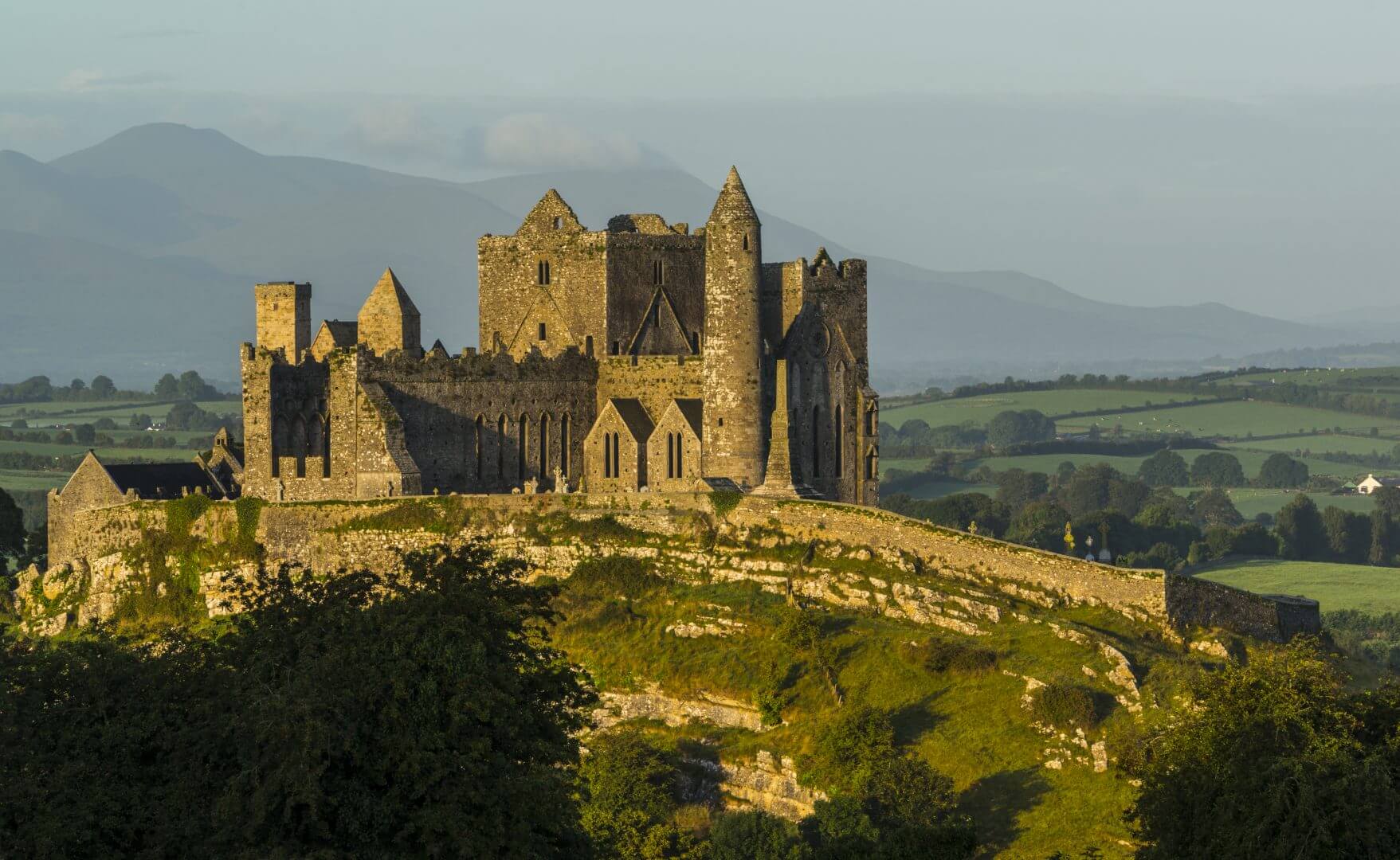 10 Best Castles in Ireland You Need to Visit + Map & Itinerary