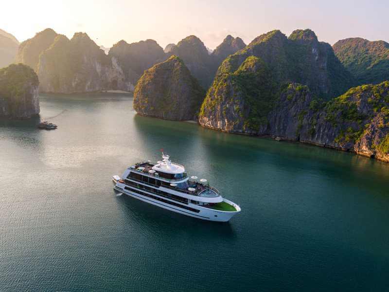 Halong Bay Cruise