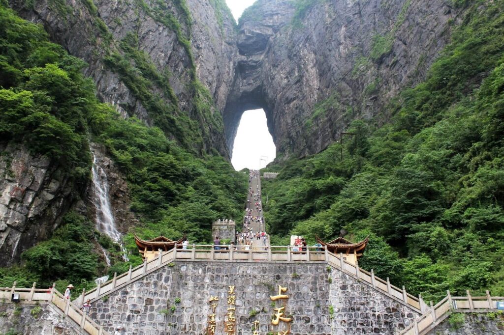 Zhangjiajie glass bridge