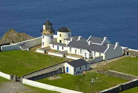 Clare Island Lighthouse Best Eco-Friendly Accommodations in Ireland: 